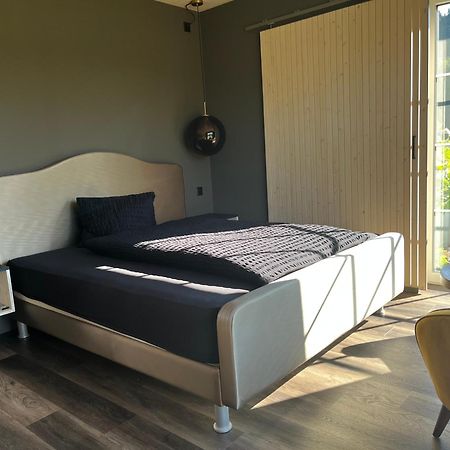 Landcafe Mit Mini Hotel Бургдорф Екстериор снимка