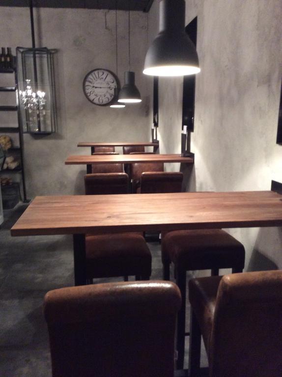 Landcafe Mit Mini Hotel Бургдорф Екстериор снимка