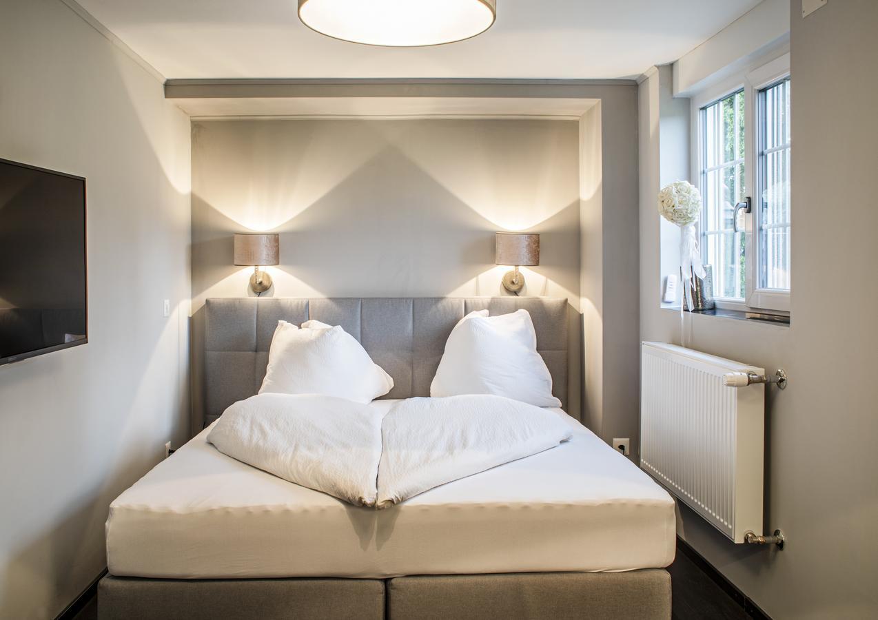 Landcafe Mit Mini Hotel Бургдорф Екстериор снимка